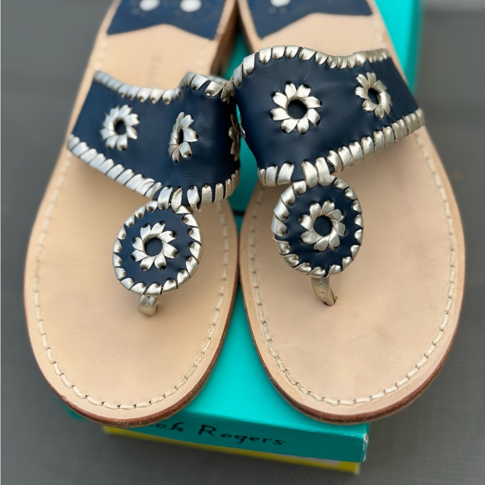 Jack Rogers Women's Navy Sandals with Platinum Accents - size 8M - Picture 3 of 6